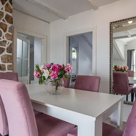 Villa Vita Luxury Apartments Crikvenica Exterior photo